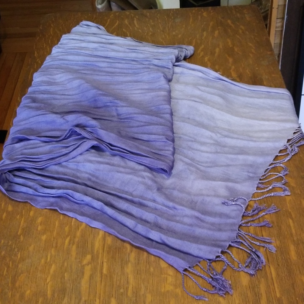 Scarf purple